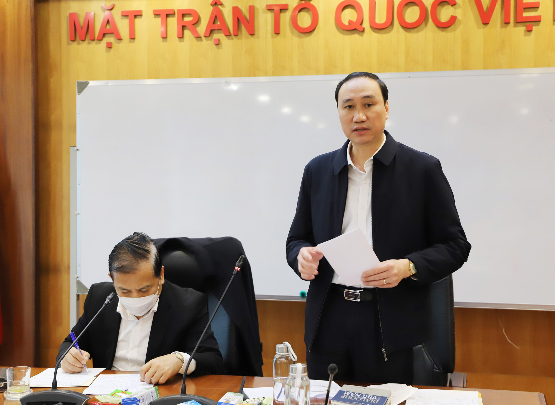 Phó Chủ tịch Phùng Khánh Tài phát biểu tại hội nghị.