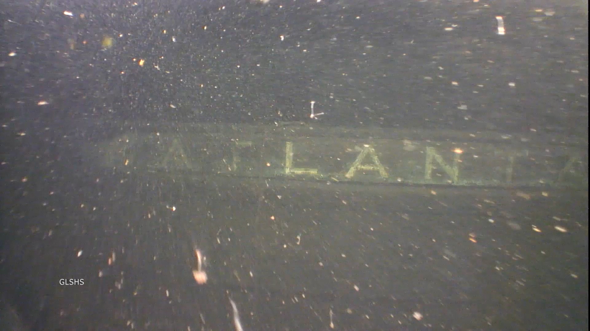 Bảng tên của con tàu Atlanta dưới đáy biển. Ảnh: GLSHS.