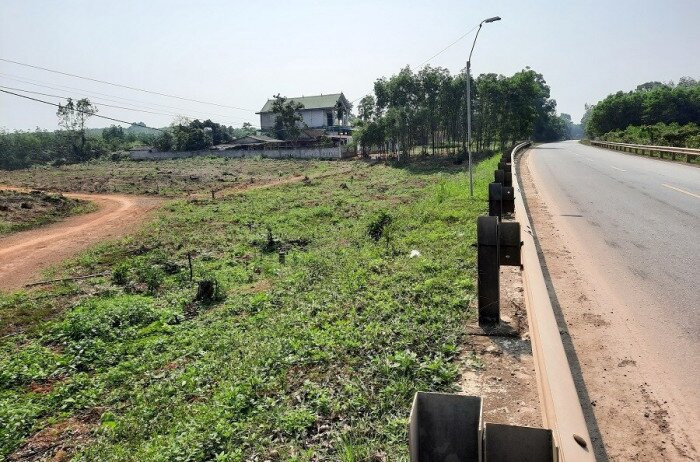 UBND tỉnh Quảng Trị yêu cầu các huyện có dự án cao tốc Bắc Nam đoạn Vạn Ninh - Cam Lộ đi qua tăng cường công tác kiểm tra trật tự xây dựng (Ảnh chụp tháng 3/2021).