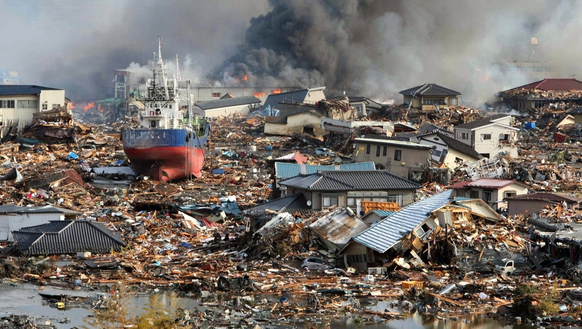 Thảm họa liên tiếp xảy ra tại Nhật Bản năm 2011. Ảnh: Nature.