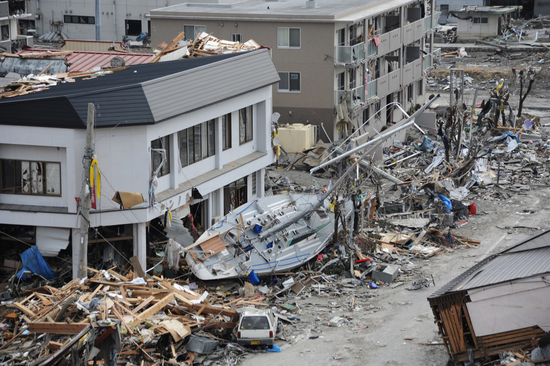 Cảnh tượng thảm họa năm 2011 tại thành phố Ofunato, Nhật Bản. Ảnh: CNN.