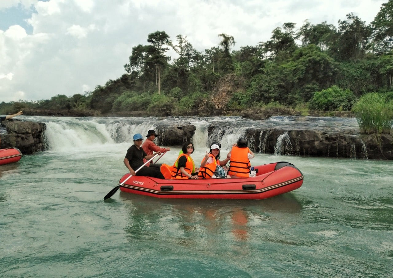 Đoàn Farmtrip tỉnh Khánh Hòa trải nghiệm vượt thác Dray Sáp Thượng và thác Dray Nur…