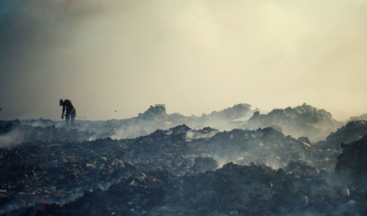 Chính quyền địa phương trên Gulhi đang rất cần sự giúp đỡ để giải quyết tình trạng rác thải. Ảnh: CNA.