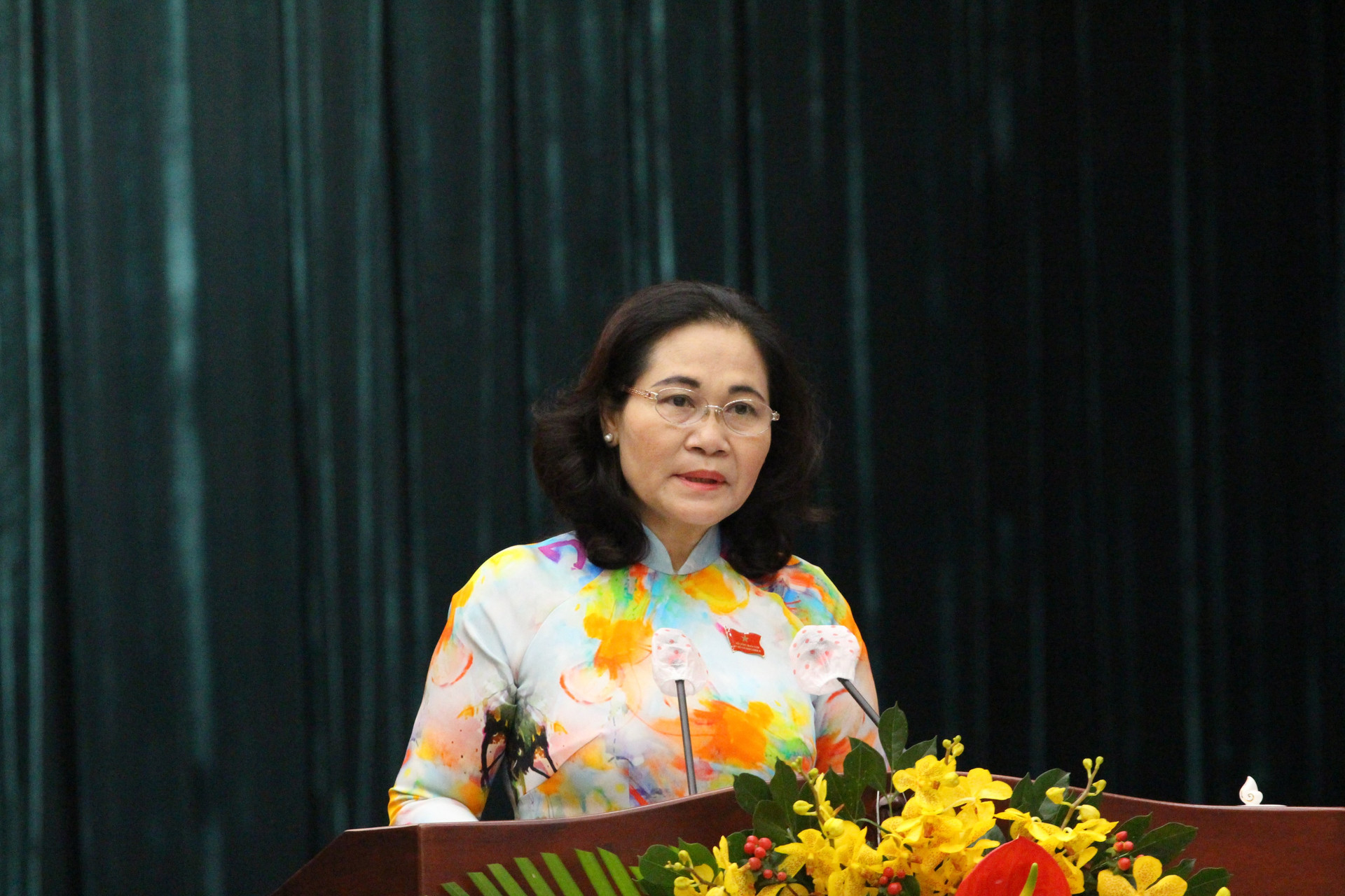 Bà Nguyễn Thị Lệ phát biểu khai mạc kỳ họp thứ năm - kỳ họp chuyên đề.