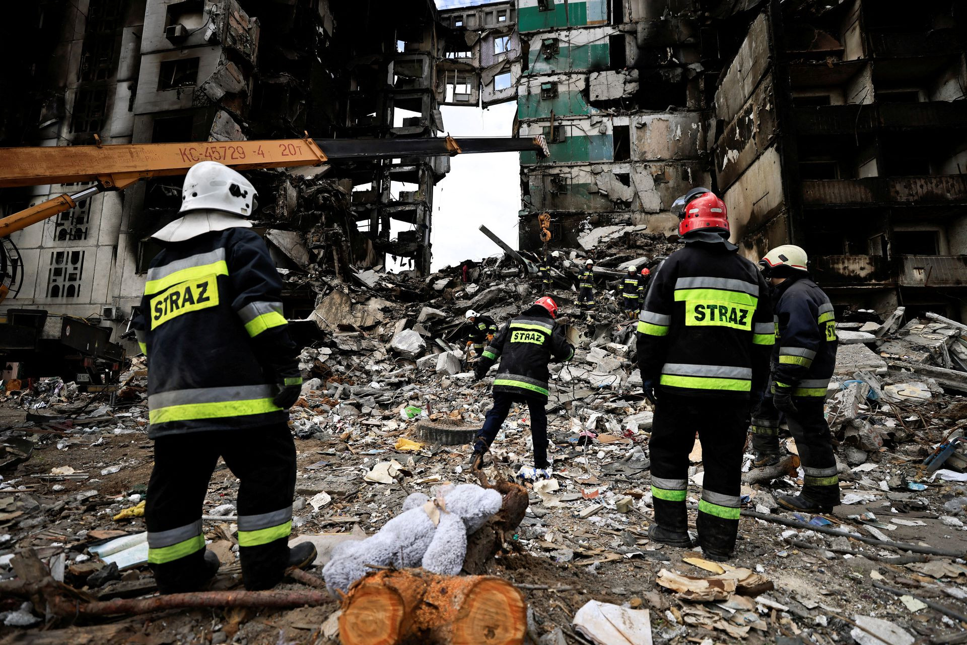 Một một tòa nhà bị phá hủy ở Borodyanka, Kiev, Ukraine. Ảnh: Reuters.