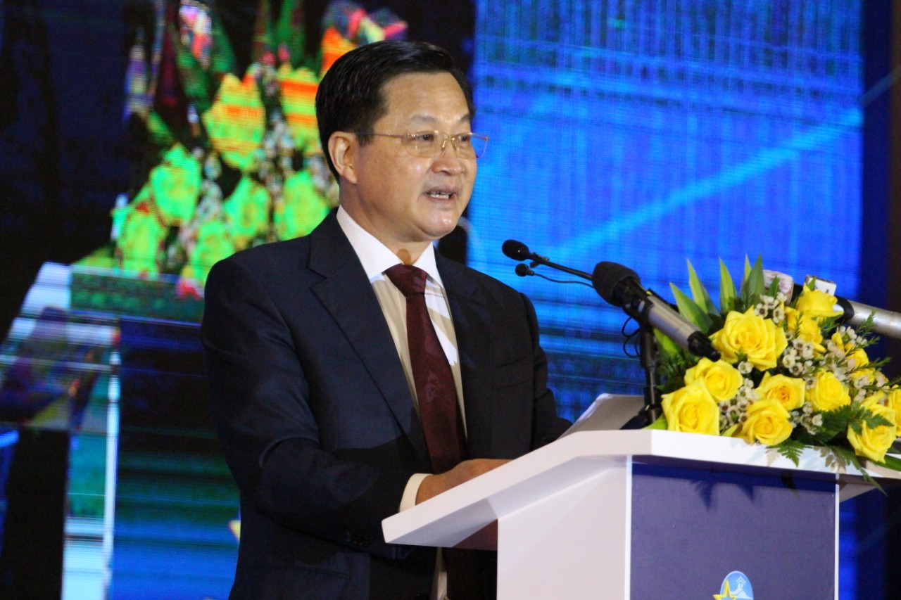 Phó Thủ tướng Lê Minh Khái phát biểu tại diễn đàn.