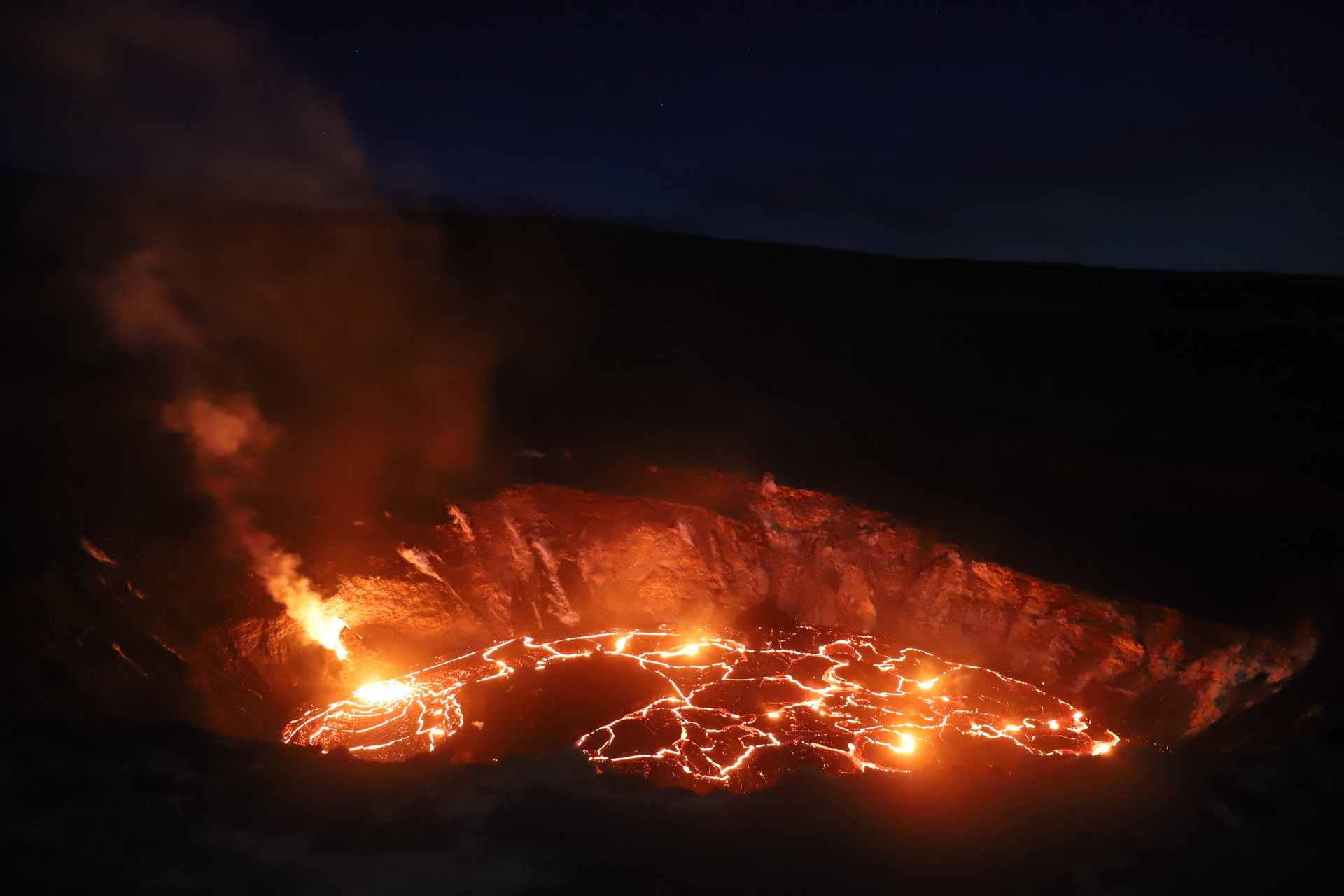 Núi lửa Kilauea, Hawaii phun trào năm 2021. Ảnh: National Park Service.