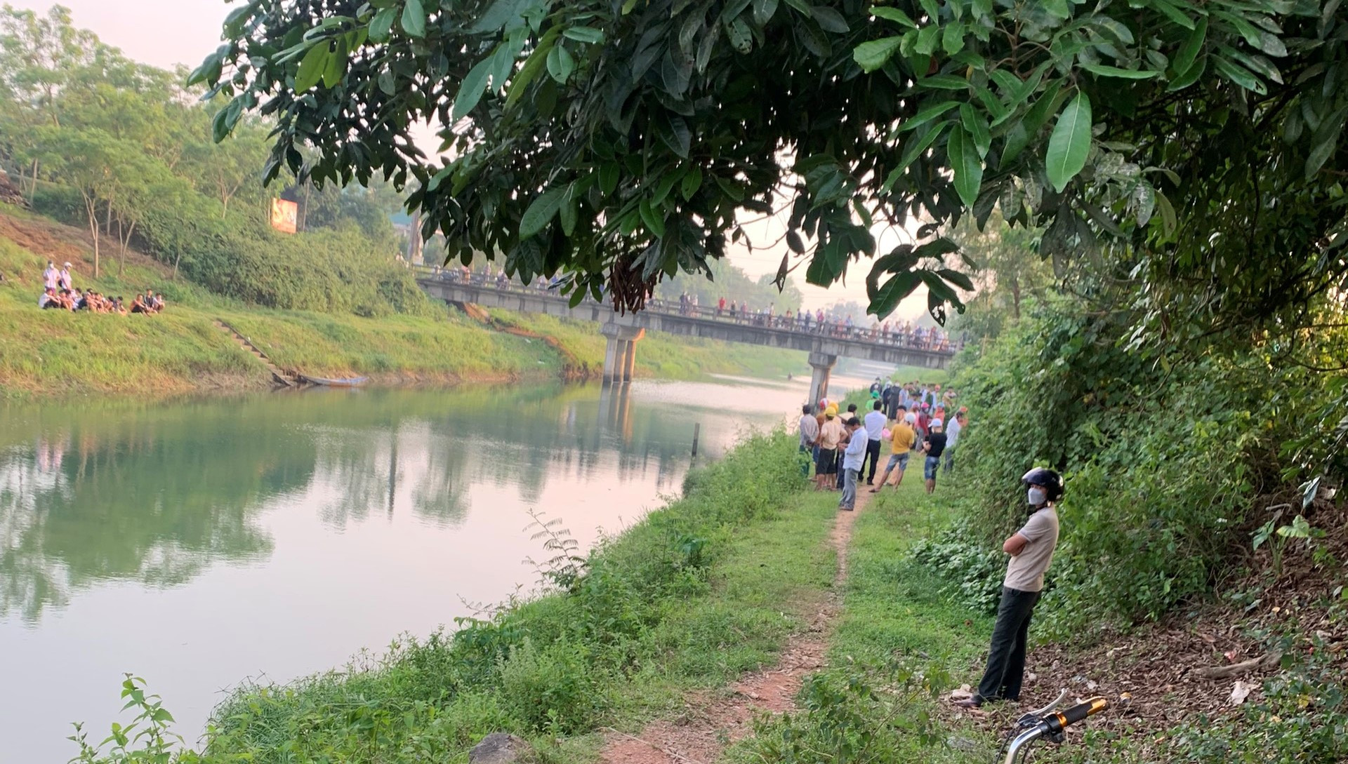 Một vụ đuối nước thương tâm xảy ra tại phường 1, thị xã Quảng Trị khiến 2 em nhỏ tử vong (Ảnh: NDCC).