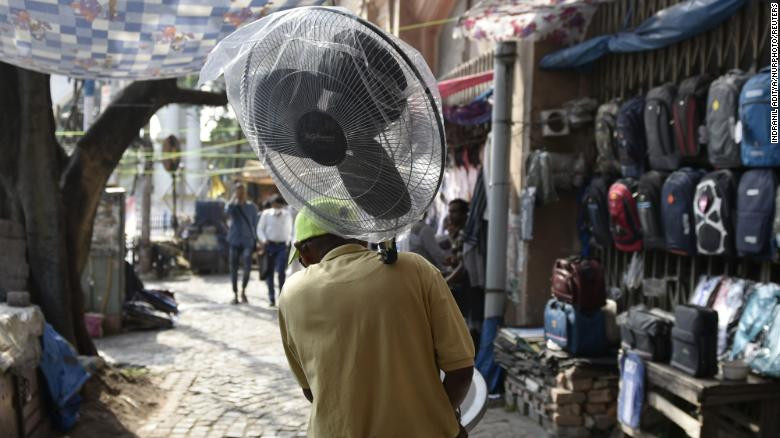 Những thay đổi về lượng mưa gió mùa ở Ấn Độ có thể mang lại hậu quả nghiêm trọng cho hơn một tỷ người. Ảnh: CNN.