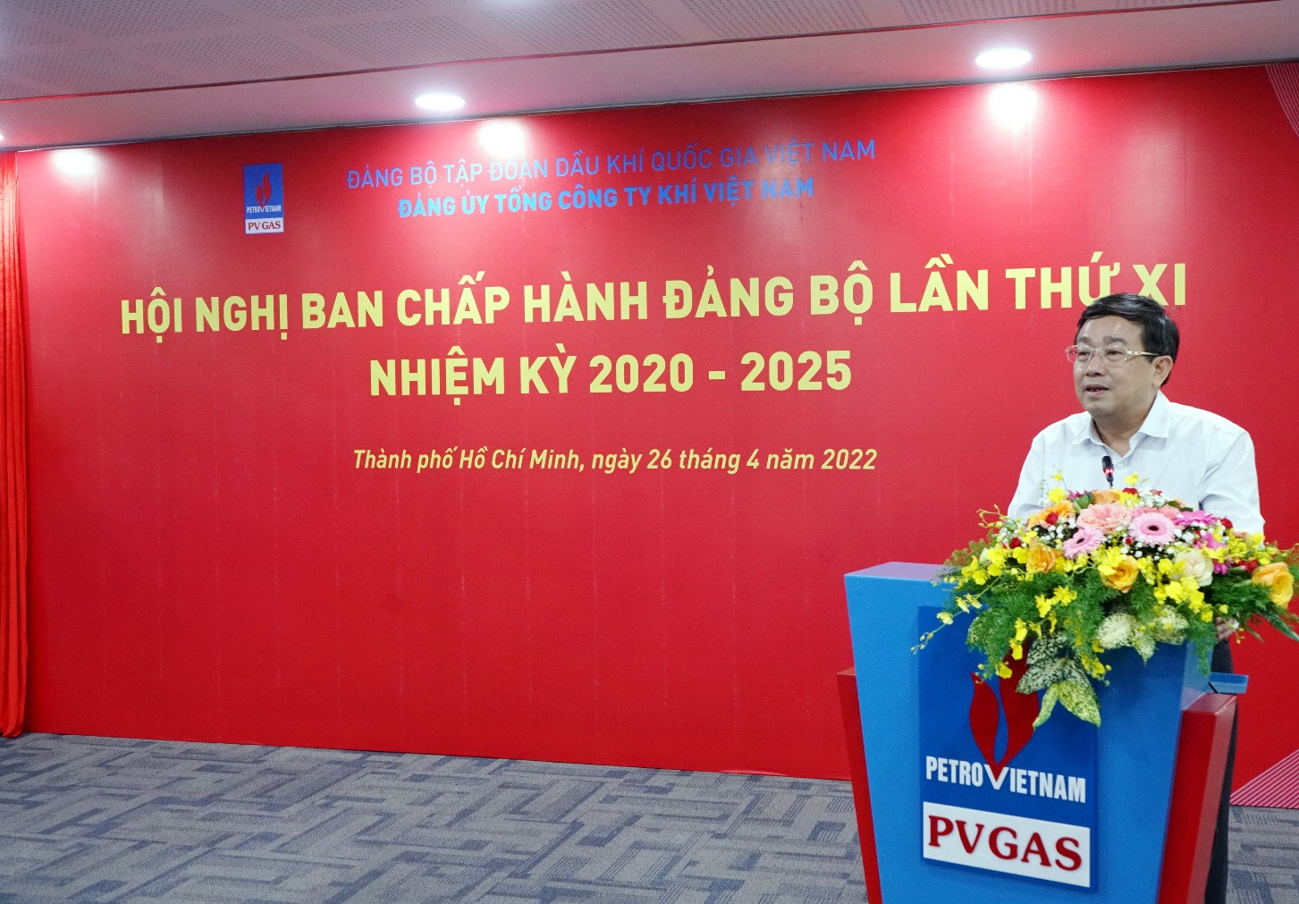 Đồng chí Phạm Xuân Cảnh, Phó Bí thư Thường trực Đảng ủy Tập đoàn DKVN phát biểu chỉ đạo Hội nghị.