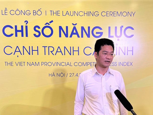 Ông Trần Anh Dũng, Phó Chủ tịch Thường trực UBND tỉnh Nam Định trả lời phỏng vấn của báo chí sau khi kết quả PCI 2021 được VCCI công bố.