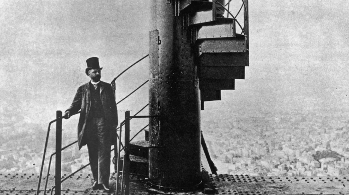 Gustave Eiffel chủ trì lễ khai mạc. Ảnh: Grunge.
