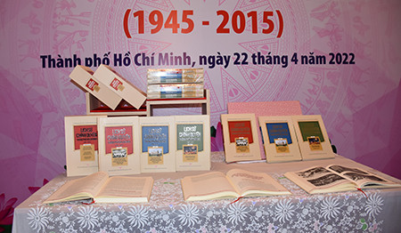 Bộ sách Lịch sử Chính quyền Thành phố Hồ Chí Minh (1945-2015)