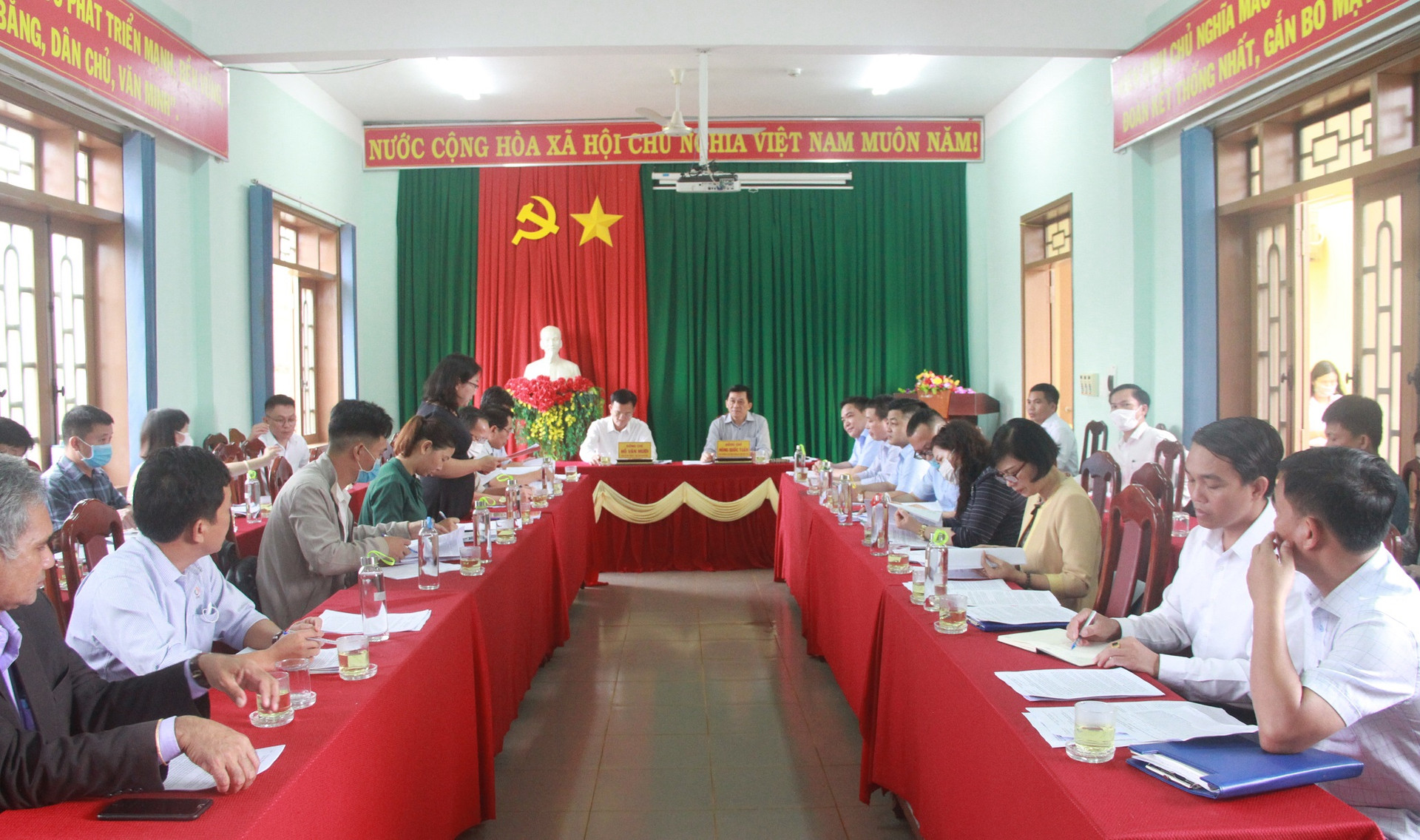 Đoàn công tác làm việc với tỉnh Đắk Nông.