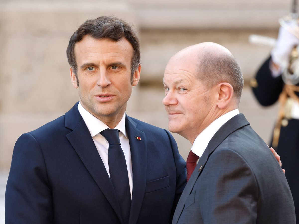 Tổng thống Pháp Emmanuel Macron và Thủ tướng Đức Olaf Scholz. Ảnh: Bloomberg.