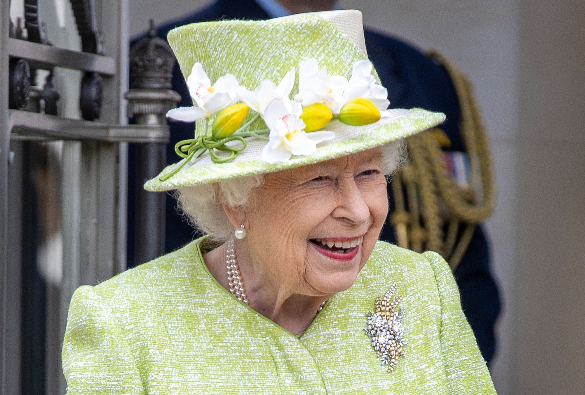 Nữ hoàng trong chuyến thăm tới Đài tưởng niệm Lực lượng Không quân Hoàng gia Australia vào ngày 31/3/2021 gần Egham, Anh. Ảnh: Getty Images.