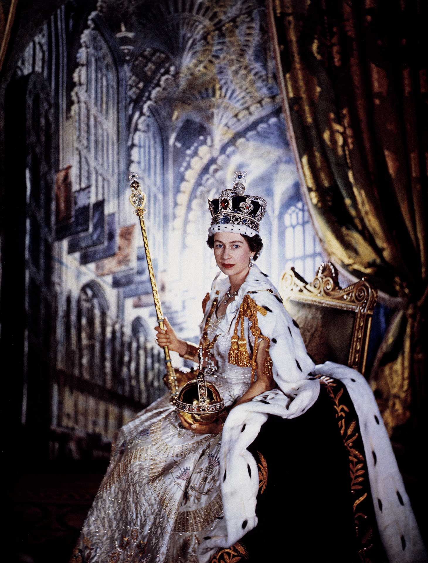 Bức chân dung Nữ hoàng chụp bởi nhiếp ảnh gia thời trang nổi tiếng người Anh Cecil Beaton. Ảnh: CNN.
