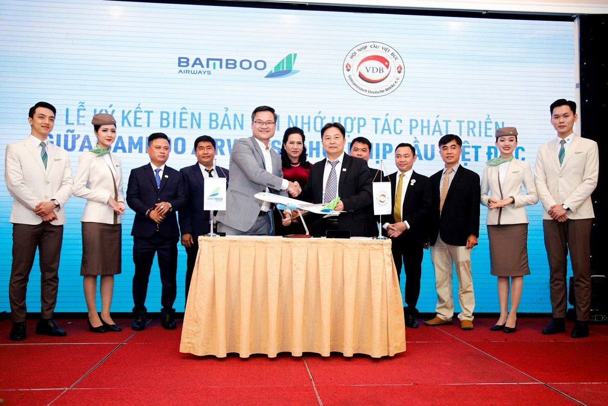 Lễ ký kết hợp tác giữa Hãng hàng không BamBoo Airways và Hội nhịp cầu Việt – Đức.