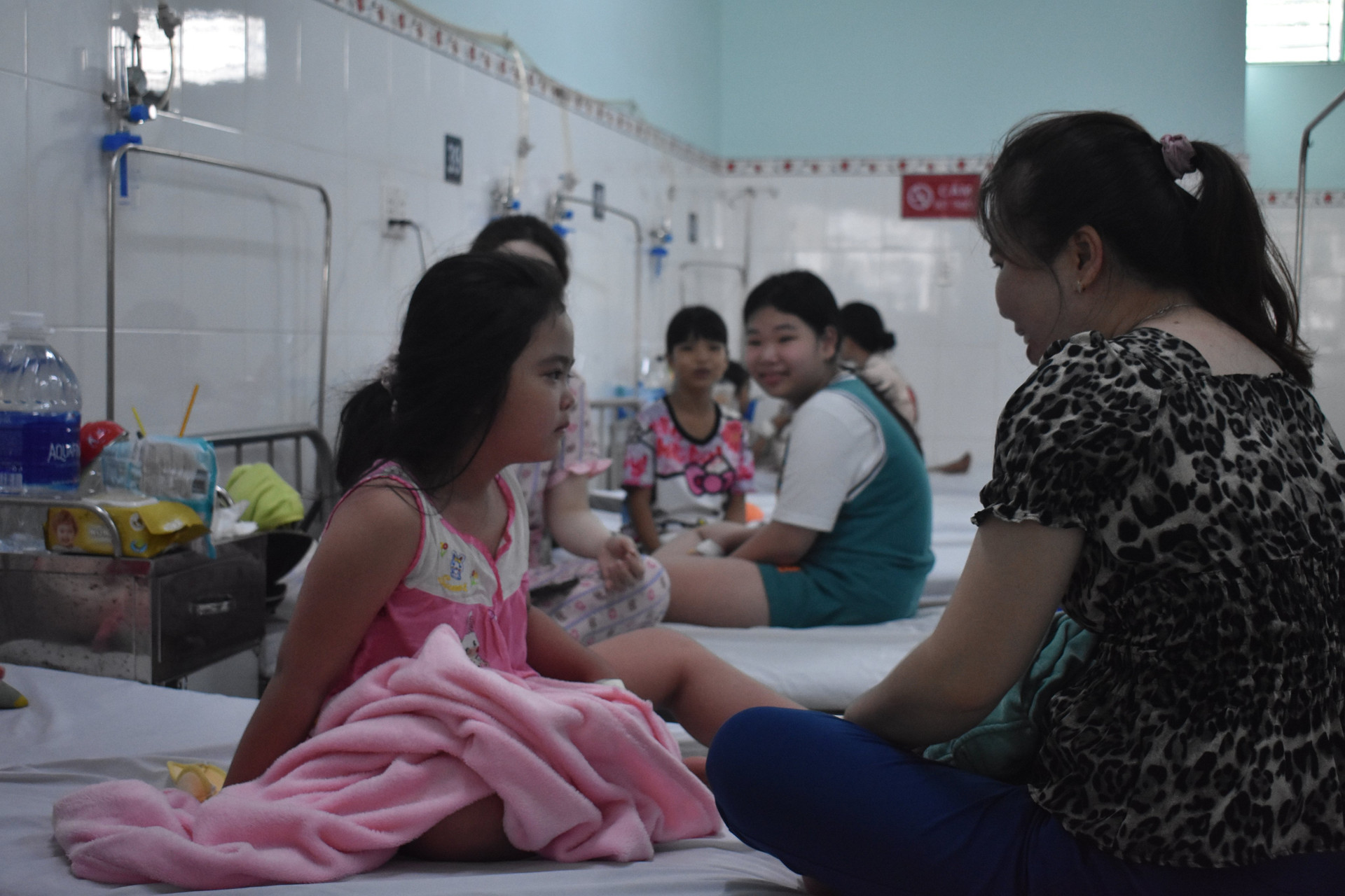 Bệnh viện Nhi đồng 1 ghi nhận số bệnh nhi mắc sốt xuất huyết tăng cao.