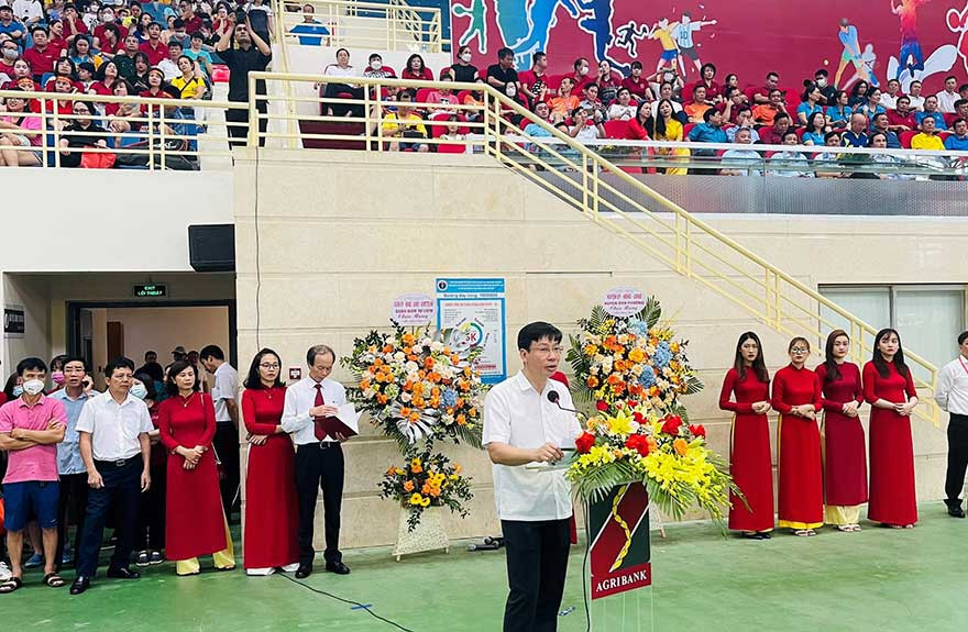 Ông Phạm Đức Tuấn – Chủ tịch Công đoàn, Phó Tổng Giám đốc Agribank phát biểu tại lễ khai mạc.