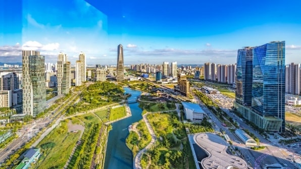 Thành phố Songdo (thuộc Hàn Quốc) là một điển hình cho mẫu thành phố sử dụng công nghệ thông minh.