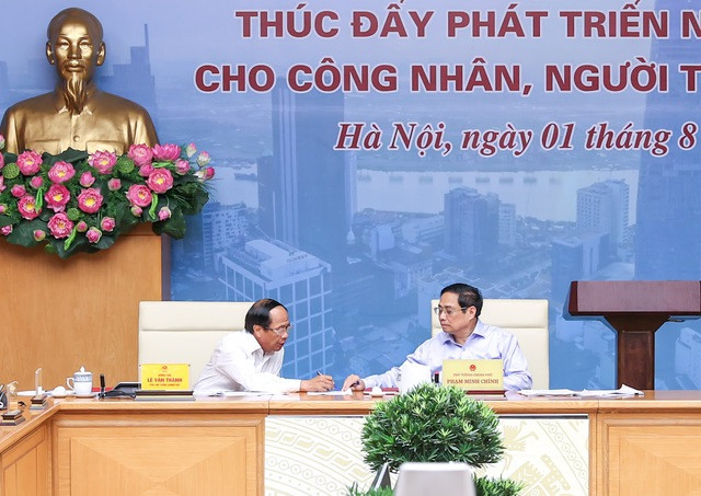 Thủ tướng Phạm Minh Chính và Phó Thủ tướng Lê Văn Thành - Ảnh: Nhật Bắc.
