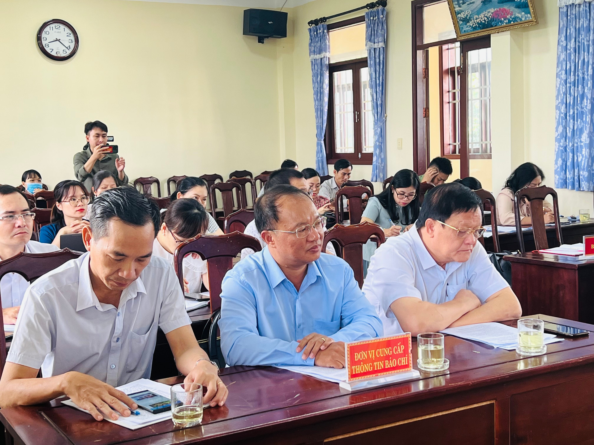 Các sở ngành tỉnh Đắk Nông về dự Hội nghị.