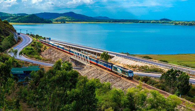 Chính phủ thống nhất đầu tư hai tuyến đường sắt Biên Hòa - Vũng Tàu và Thủ Thiêm - Long Thành với tổng số vốn hơn 91.000 tỷ đồng.