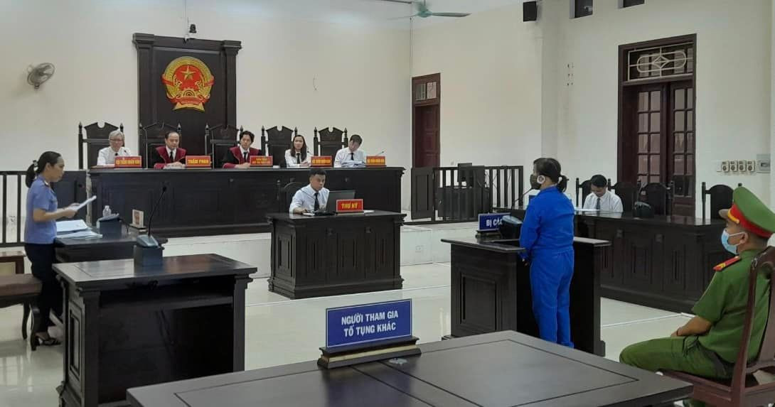 Quang cảnh phiên tòa xét xử bị cáo Nguyễn Thị Thủy.