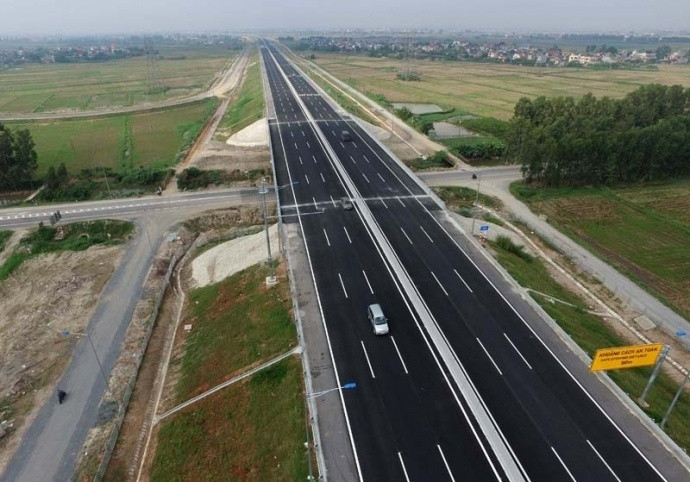 -Theo kế hoạch, đường bộ cao tốc Biên Hòa- Vũng Tàu sẽ được đưa vào khai thác sử dụng trước 30/12/2025.