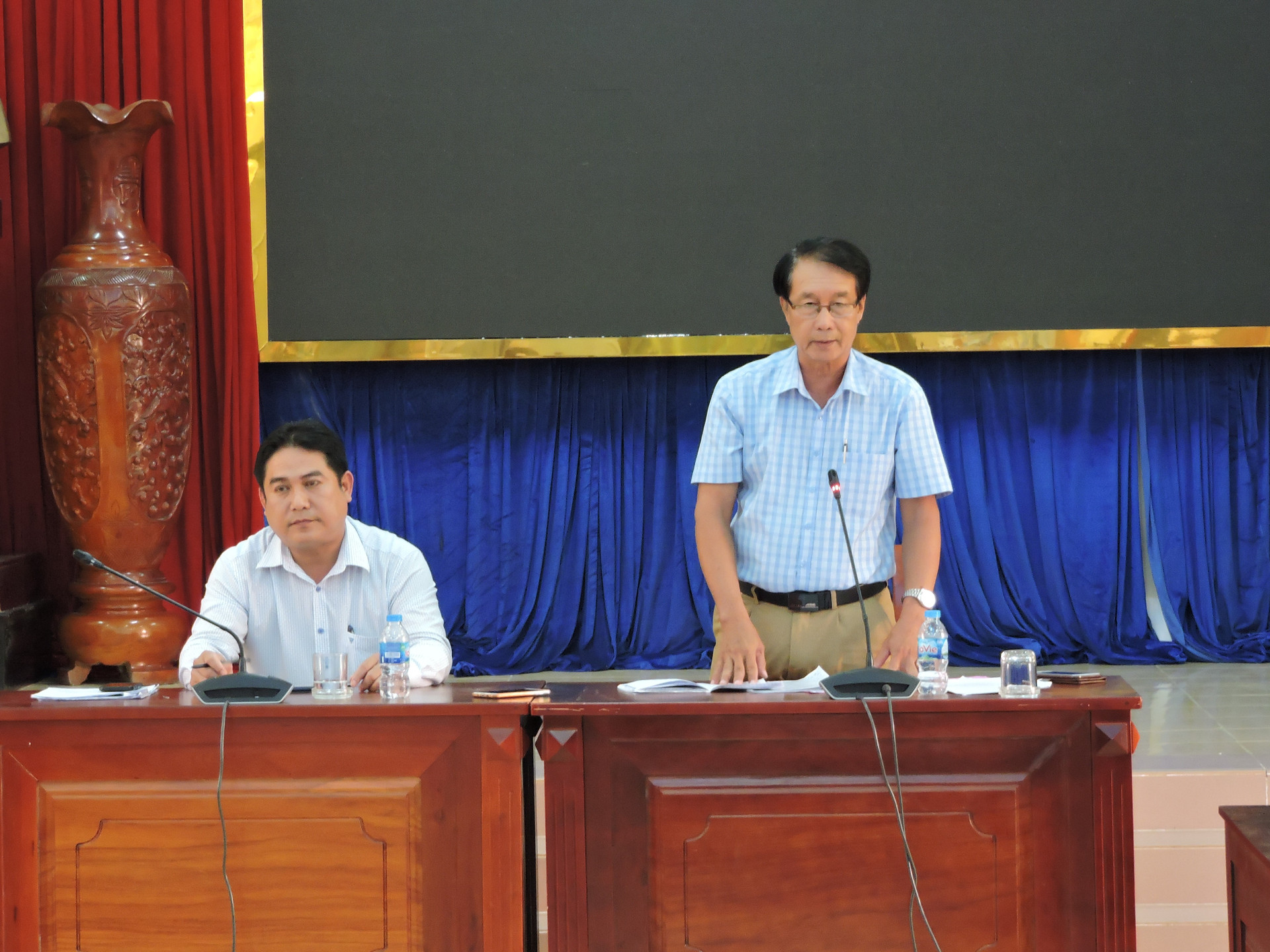 Trưởng ban VH-XH HĐND tỉnh Huỳnh Văn Cuộn phát biểu kết luận tại buổi giám sát.