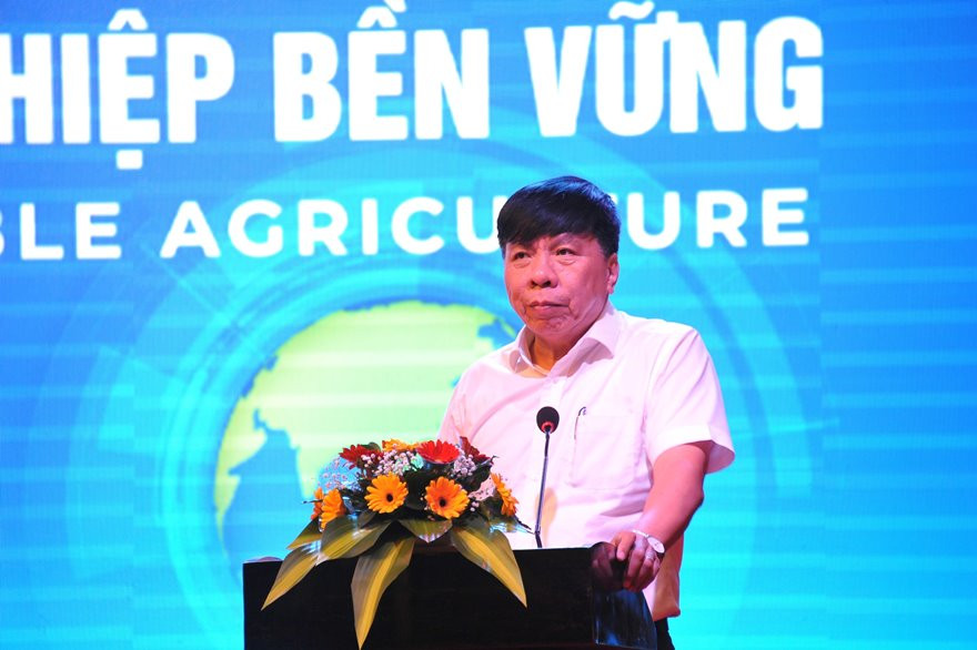 Ông Vũ Trọng Thắng - Phó Trưởng Ban Chính sách tín dụng Agribank phát biểu tại Hội thảo.