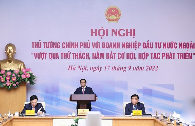 Thủ tướng Chính phủ Phạm Minh Chính điều hành hội nghị. Ảnh baochinhphu.vn