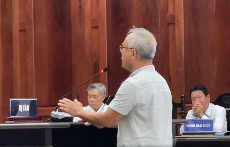 Cựu Phó Chủ tịch UBND TP HCM Nguyễn Thành Tài nói lời sau cùng trước khi tòa tuyên án phúc thẩm.
