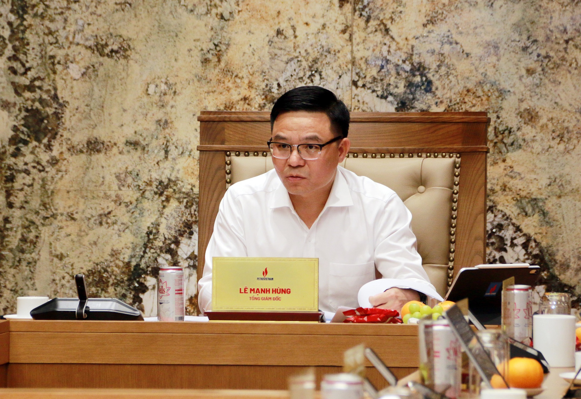 Tổng Giám đốc Petrovietnam Lê Mạnh Hùng chủ trì, kết luận hội nghị.