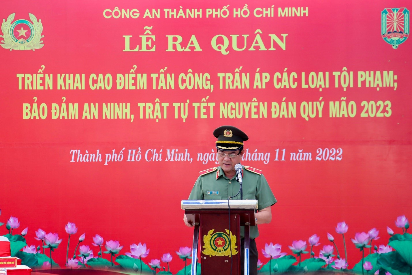 Thiếu tướng Lê Hồng Nam, Giám đốc Công an TP HCM phát biểu chỉ đạo cho các lực lượng trước giờ xuất quân.