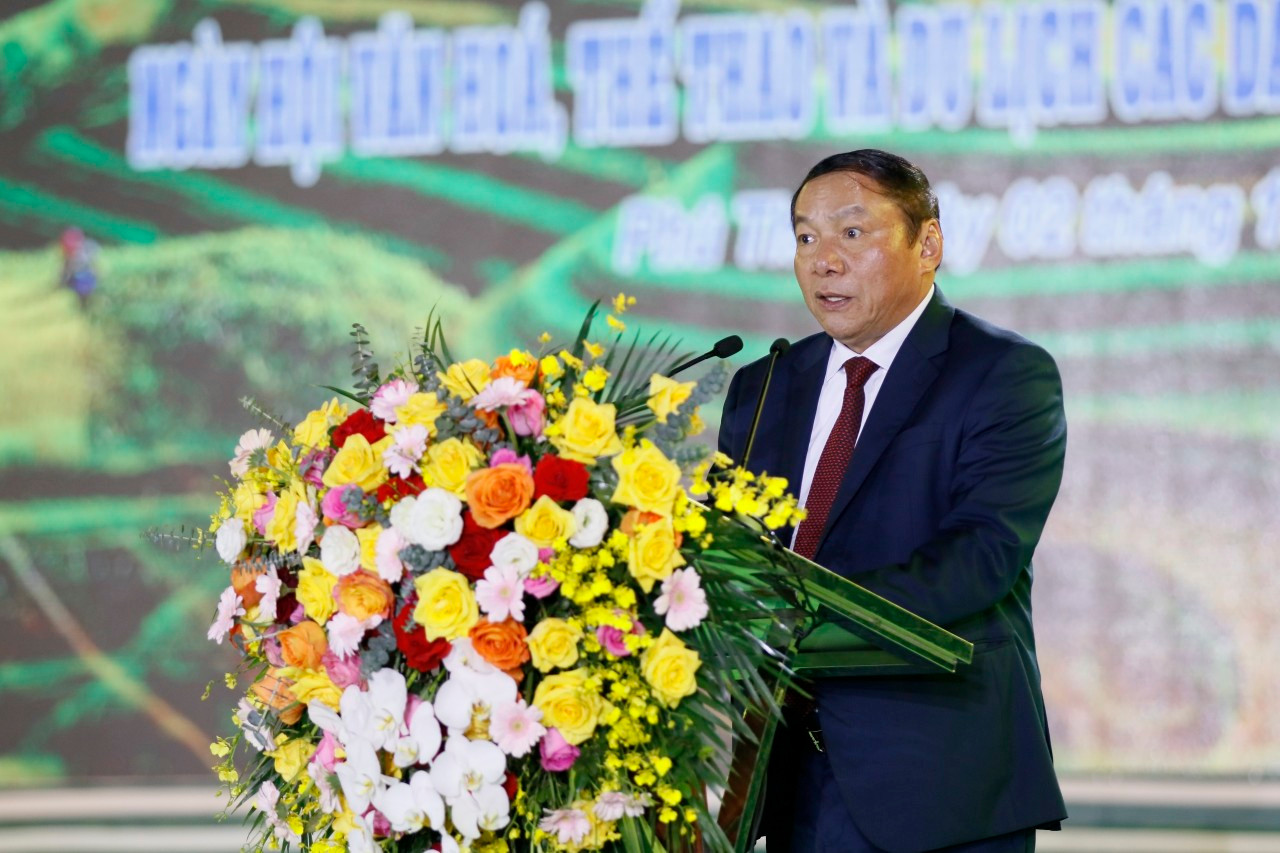 Ông Nguyễn Văn Hùng, Uỷ viên Ban chấp hành trung ương Đảng, Bộ trưởng Bộ Văn hoá, Thể thao và Du lịch phát biểu tại lễ khai mạc