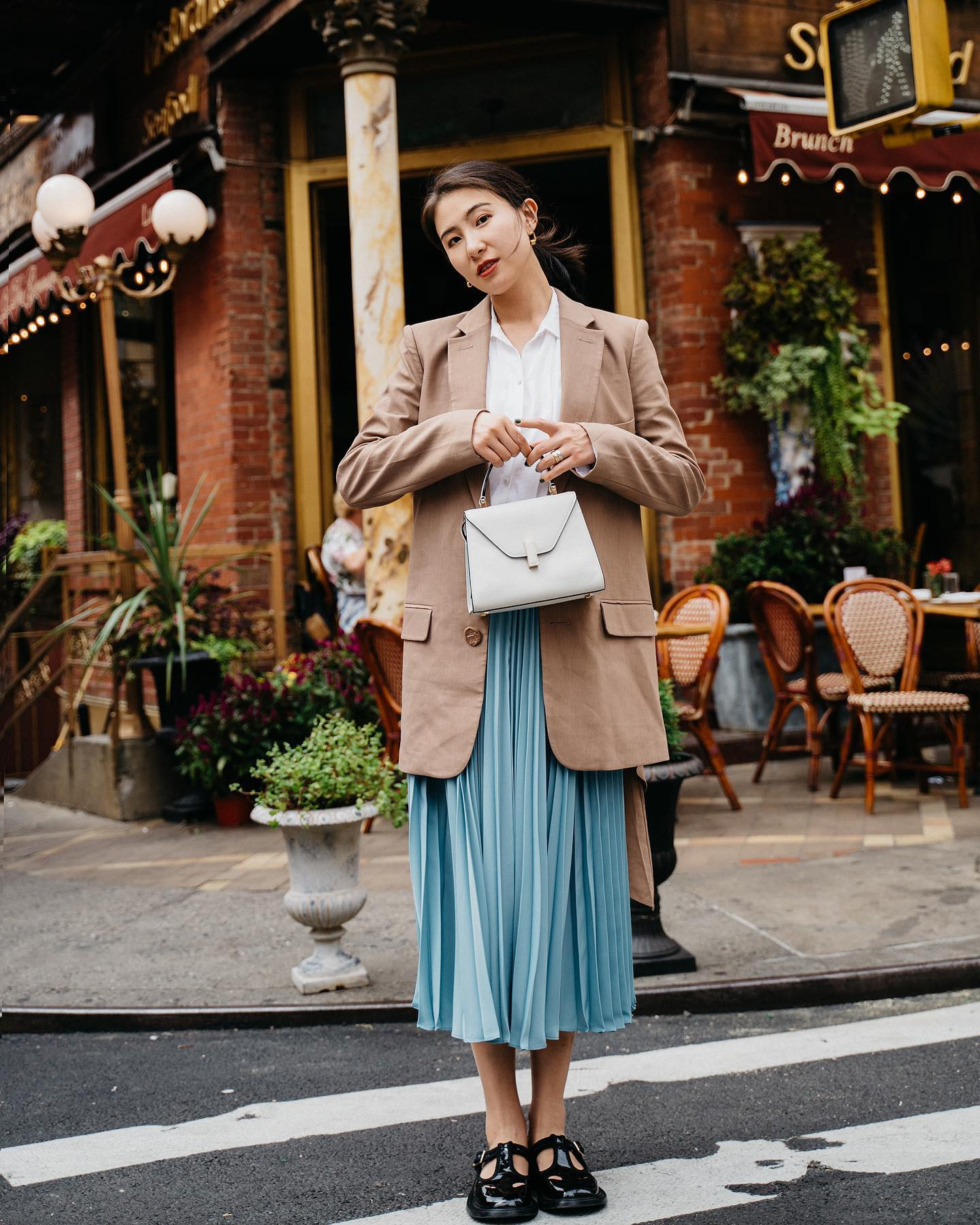 🦚Chân váy Nhung xếp ly🦚❌SOLD❌ Hôm nay Tiệm có chân váy nhung Tất cả ảnh  đều chụp bằng cam thường đ�... | Instagram