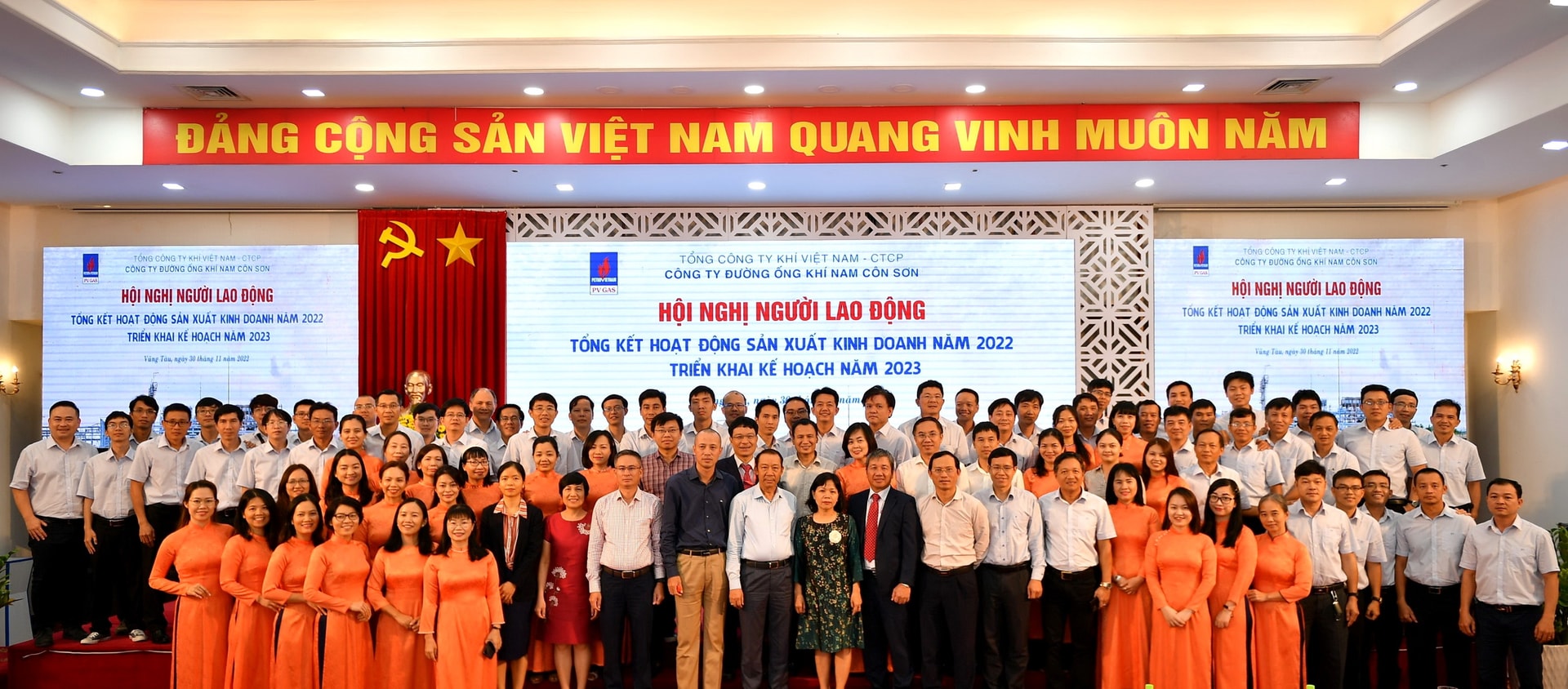 Ban Lãnh đạo PV GAS chúc mừng thành công của NCSP.