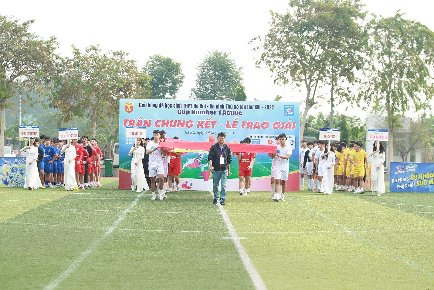 Chung kết giải bóng đá THPT Hà Nội - An ninh Thủ đô lần XXI năm 2022 diễn ra vào ngày 08/01/2023.