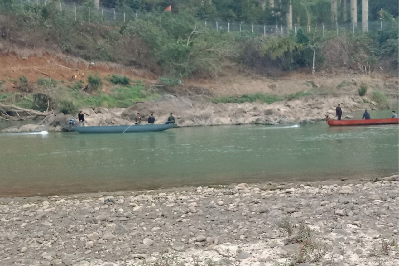 Đoạn sông nơi hai người đàn ông bơi qua nhưng không thấy lên bờ. Ảnh Quang Phấn (Trung tâm Văn Hoá, TT - TT Bát Xát)