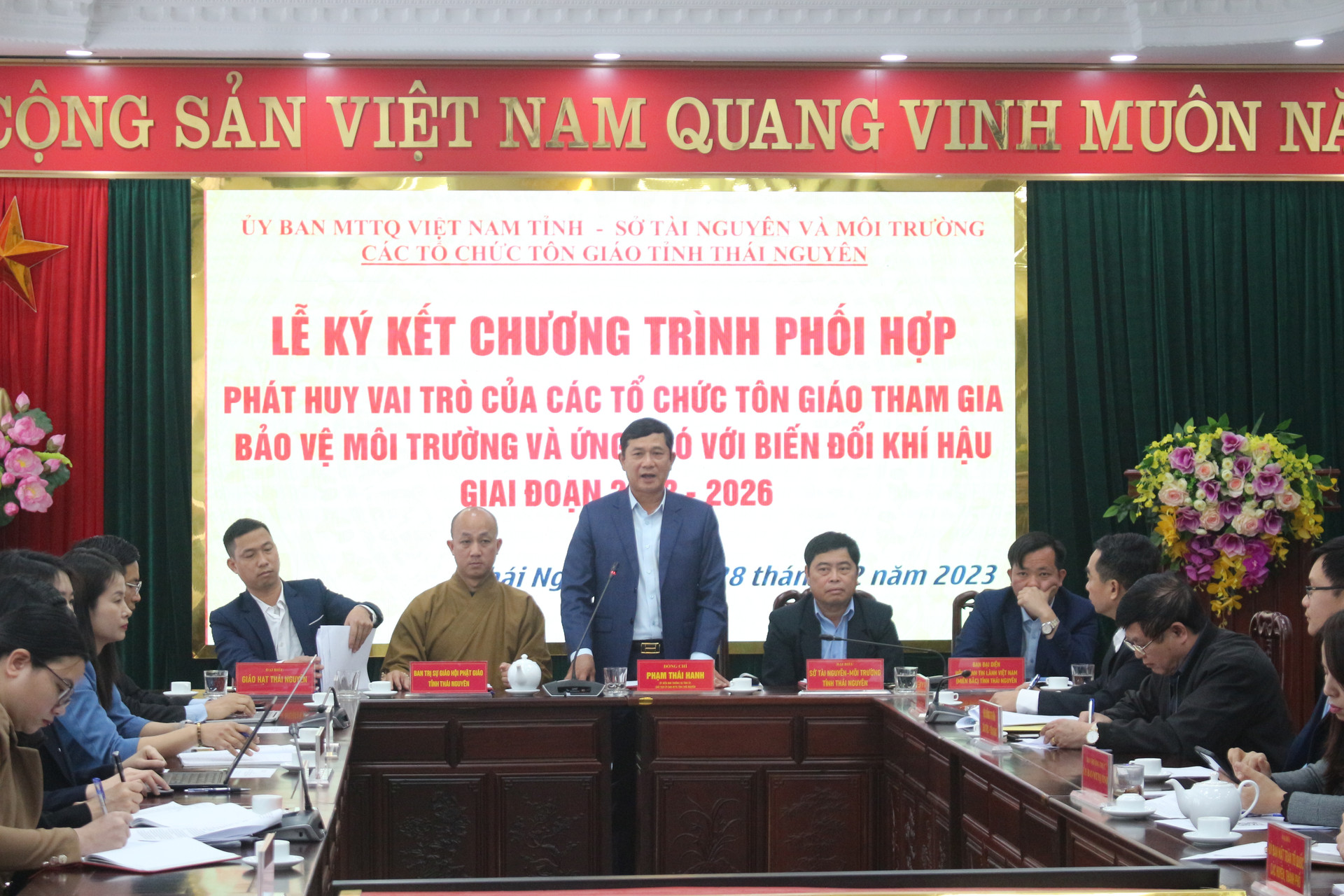 Ông Phạm Thái Hanh, Chủ tịch Ủy ban MTTQ tỉnh Thái Nguyên phát biểu tại hội nghị.