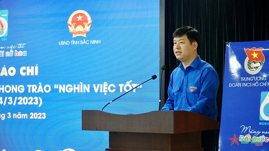Ông Lê Hải Long phát biểu tại buổi gặp mặt.