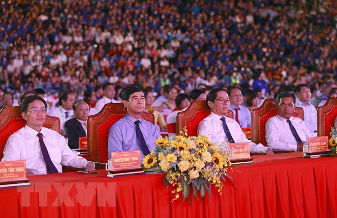Đại biểu các địa phương tham dự Lễ kỷ niệm 370 năm xây dựng và phát triển tỉnh Khánh Hòa. (Ảnh: Dương Giang/TTXVN)