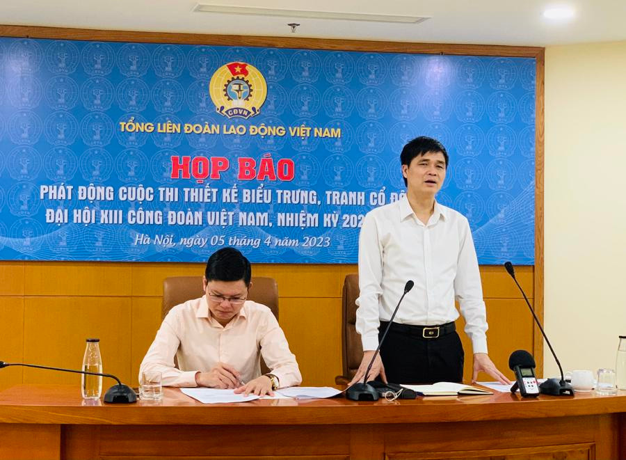 Ông Ngọ Duy Hiểu, Phó Chủ tịch Tổng Liên đoàn Lao động Việt Nam chia sẻ các hoạt động về tháng công nhân.