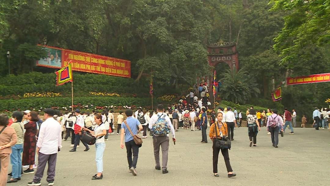 Dự kiến năm nay, lượng khách đến Đền Hùng sẽ đông đột biến. Ảnh Công an tỉnh Phú Thọ