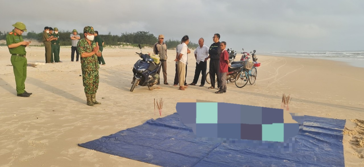 Thi thể của ngư dân tỉnh Quảng Bình gặp nạn trong lúc đi đánh cá đã được tìm thấy tại tỉnh Quảng Trị.