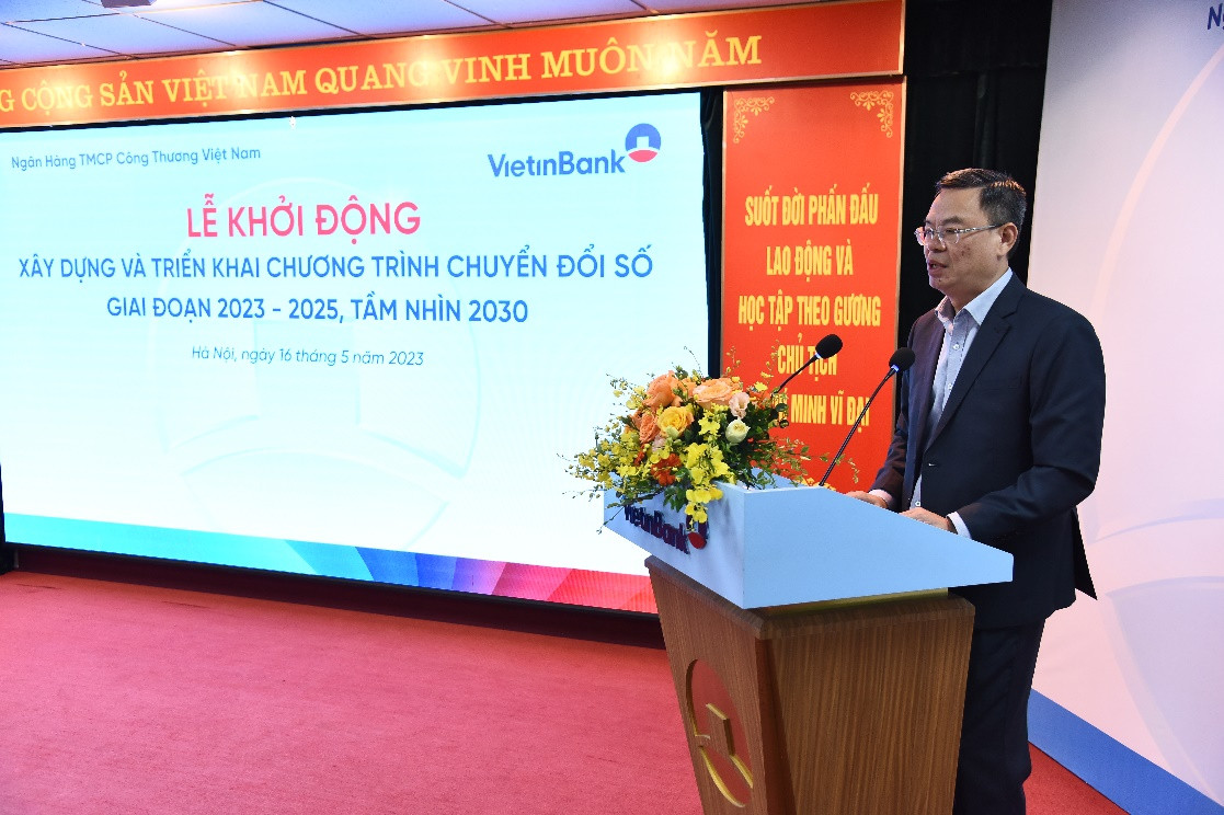 Ông Trần Minh Bình - Chủ tịch HĐQT VietinBank phát biểu tại Lễ Khởi động xây dựng và triển khai chương trình Chuyển đổi số tại VietinBank giai đoạn 2023 - 2025, tầm nhìn 2030.