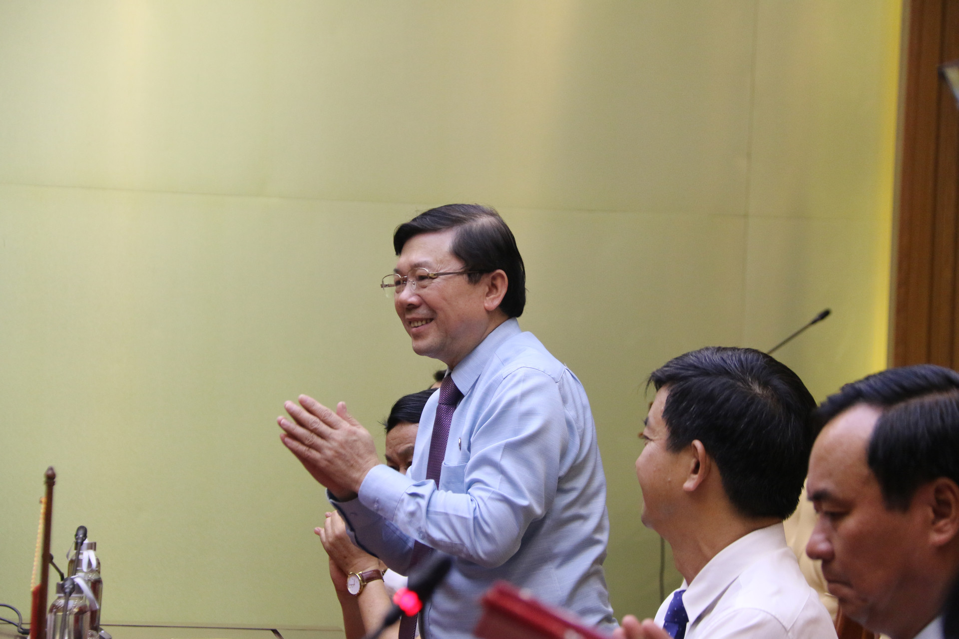 Phó Chủ tịch Ủy ban Trung ương MTTQ Việt Nam Nguyễn Hữu Dũng tham dự buổi gặp mặt.