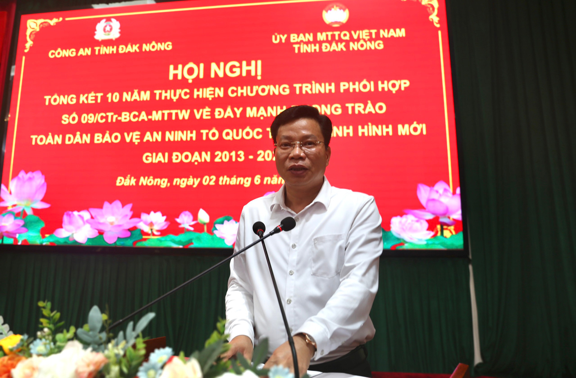 Đồng chí Lưu Văn Trung, Phó Bí thư Tỉnh ủy, Chủ tịch HĐND tỉnh phát biểu chỉ đạo.